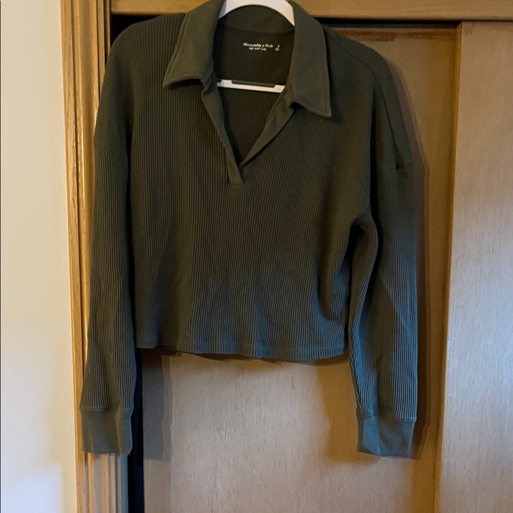Abercrombie & Fitch Olive Green Crop Top